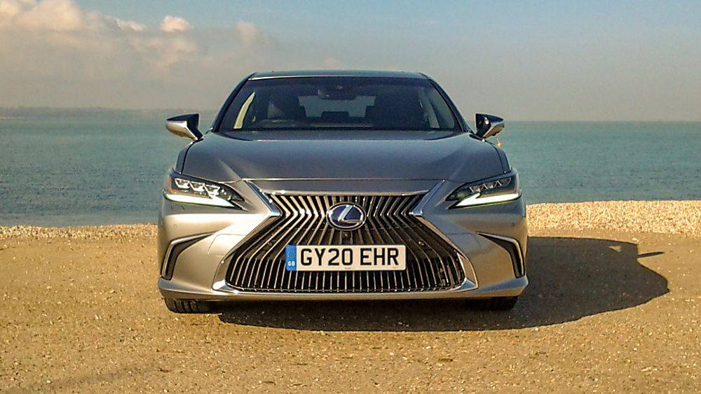 Review: Lexus ES300h saloon - Front