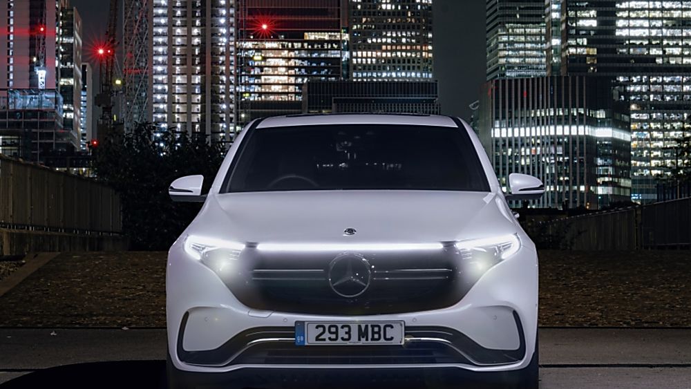 Review: Mercedes-Benz EQC 400 Front