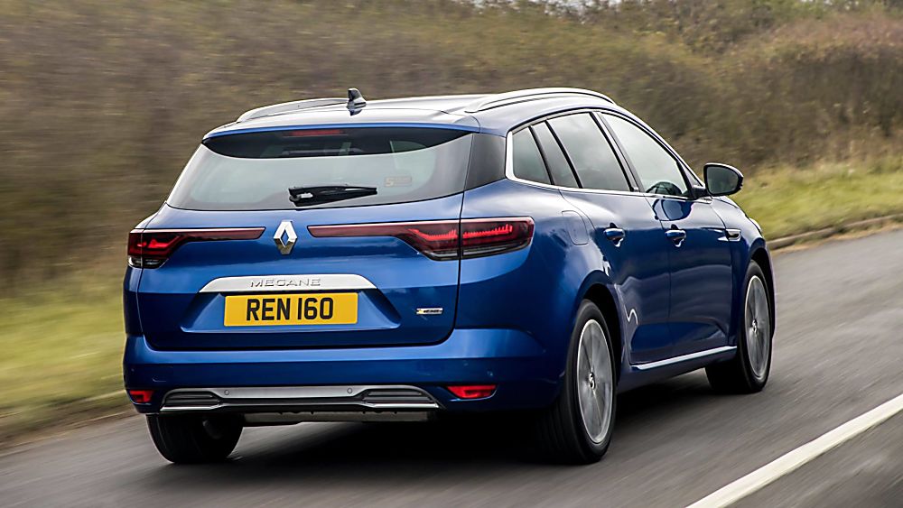 Review: Renault Mégane Sport Tourer E-Tech - Hero Rear