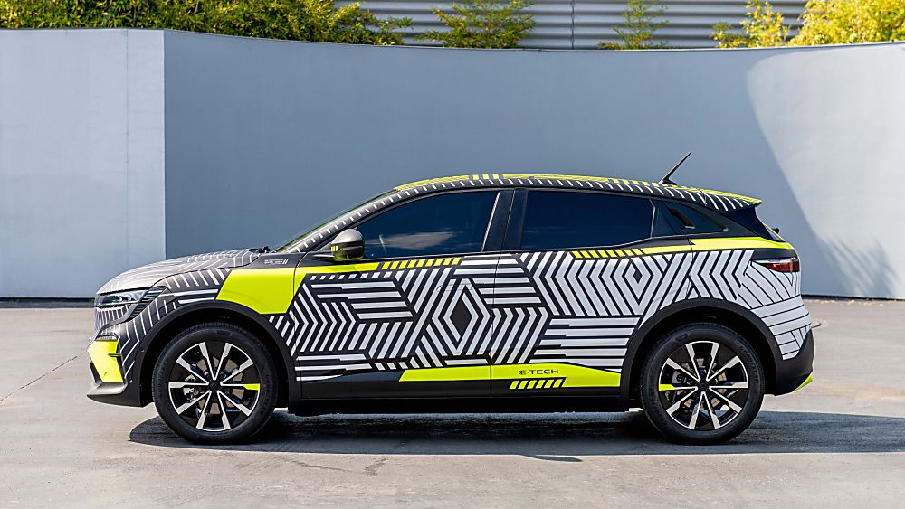 RENAULT: Pre-production images of Mégane E-Tech Electric released Side