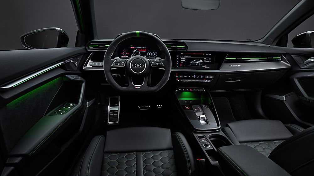 AUDI: RS 3 2022 Cockpit
