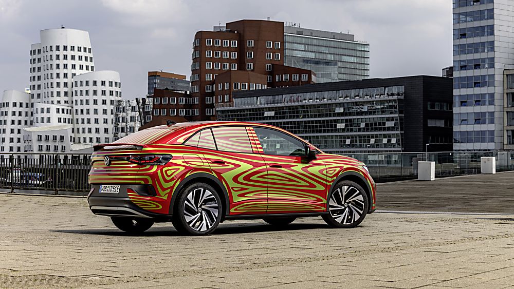 VOLKSWAGEN: ID.5 GTX previewed ahead of Munich reveal In Situ