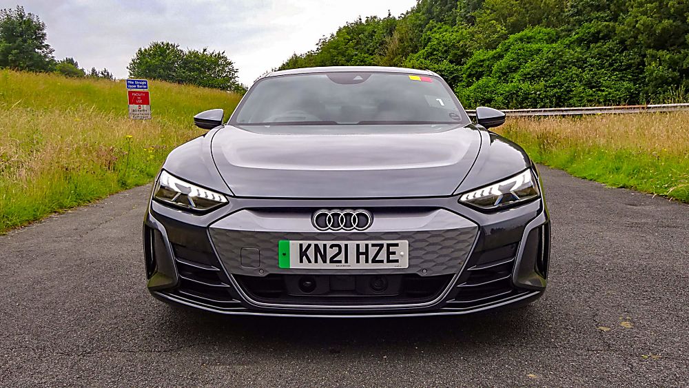 Review: Audi e-tron GT quattro Front Grill