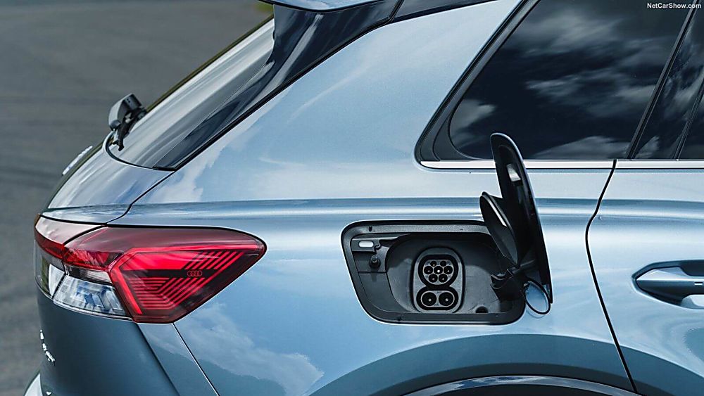 Review: Audi Q4 e-tron Charging