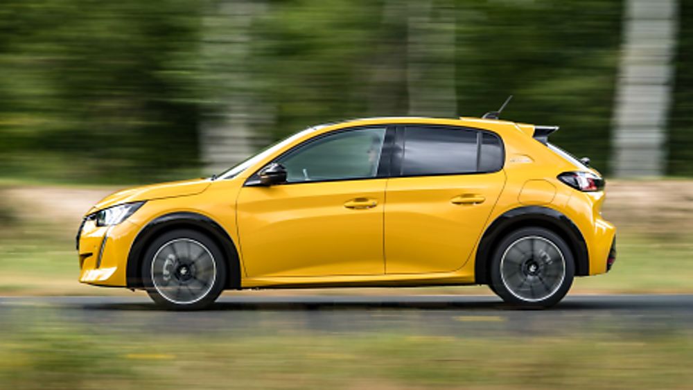 Peugeot 208 Side
