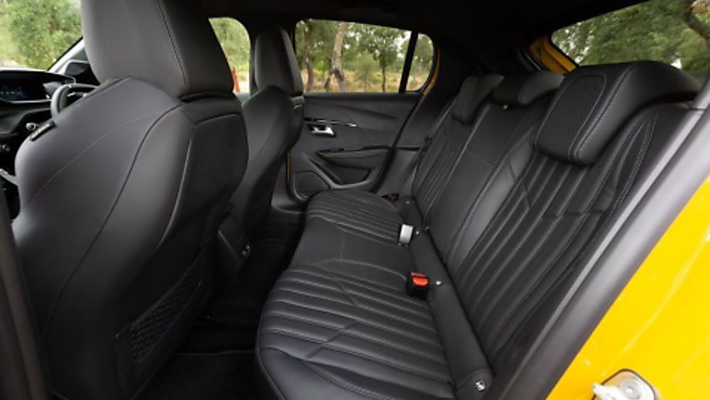 Peugeot 208 Inside Rear