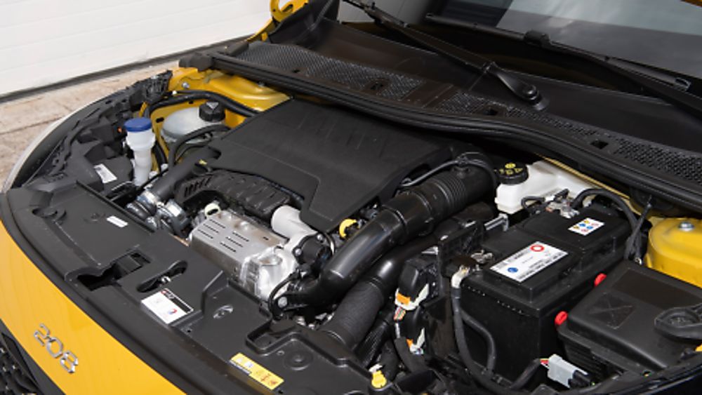 Peugeot 208 Engine