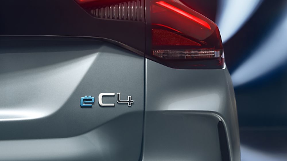 Citroen C4 and e-C4 Badge