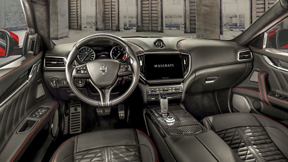 MASERATI: Hardcore Trofeo Ghibli and Quattroporte saloons Interior