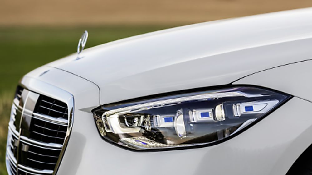 New Mercedes-Benz S Class Headlights