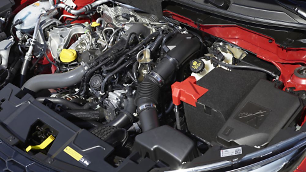 Nissan Juke II Engine