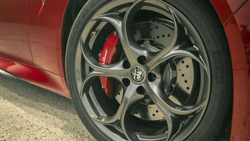 Alfa Romeo Giulia Quadrifoglio Verde Wheels