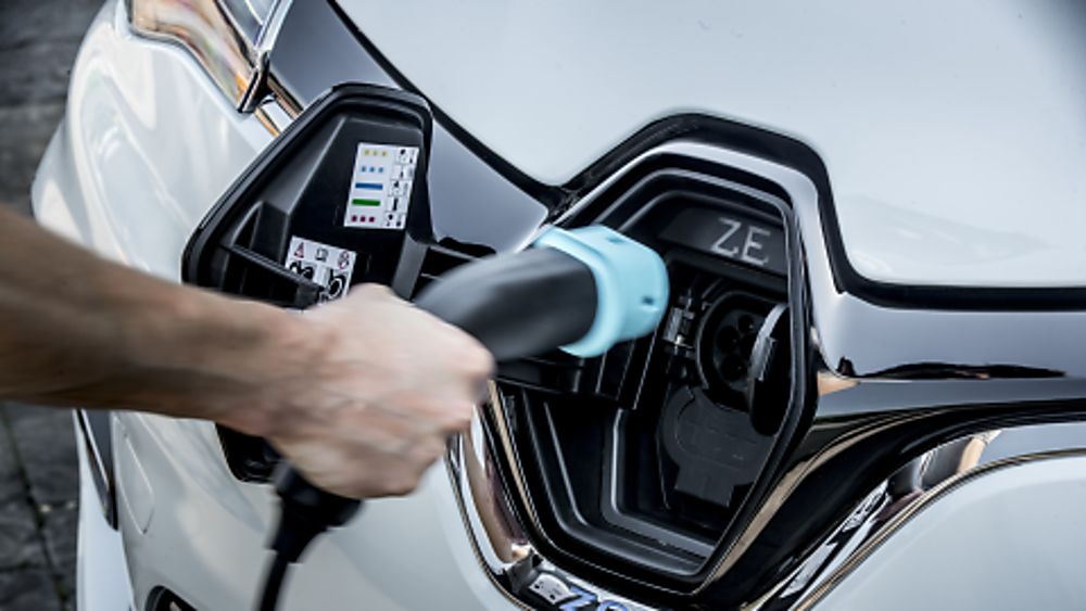 RENAULT: New ZOE Venture Edition trim level announced Charging