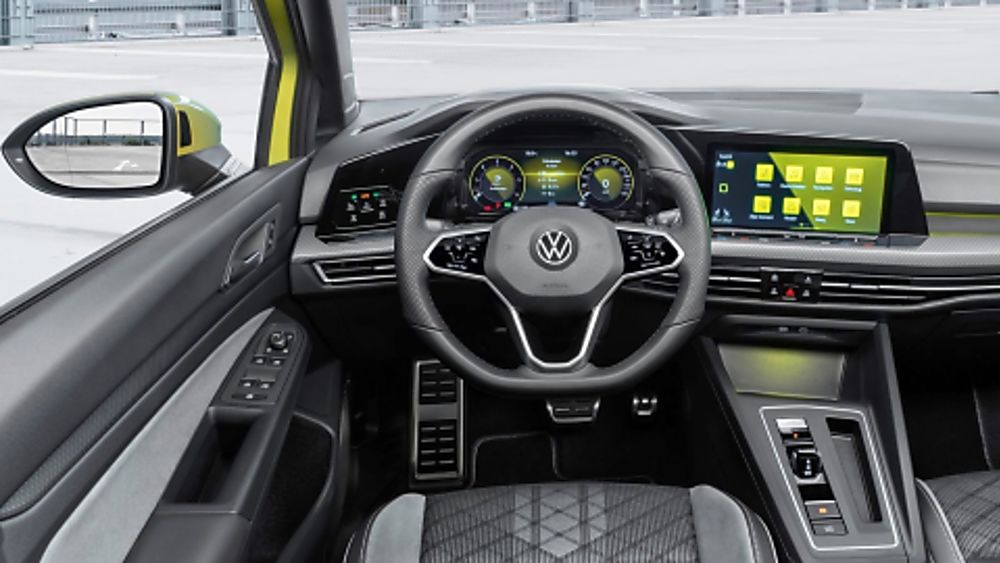 VOLKSWAGEN: Order books open for new Golf Estate Cockpit