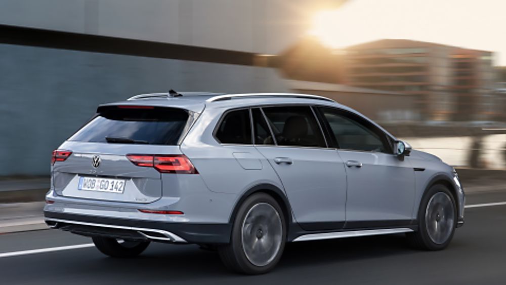 VOLKSWAGEN: Order books open for new Golf Estate Alltrack Rear
