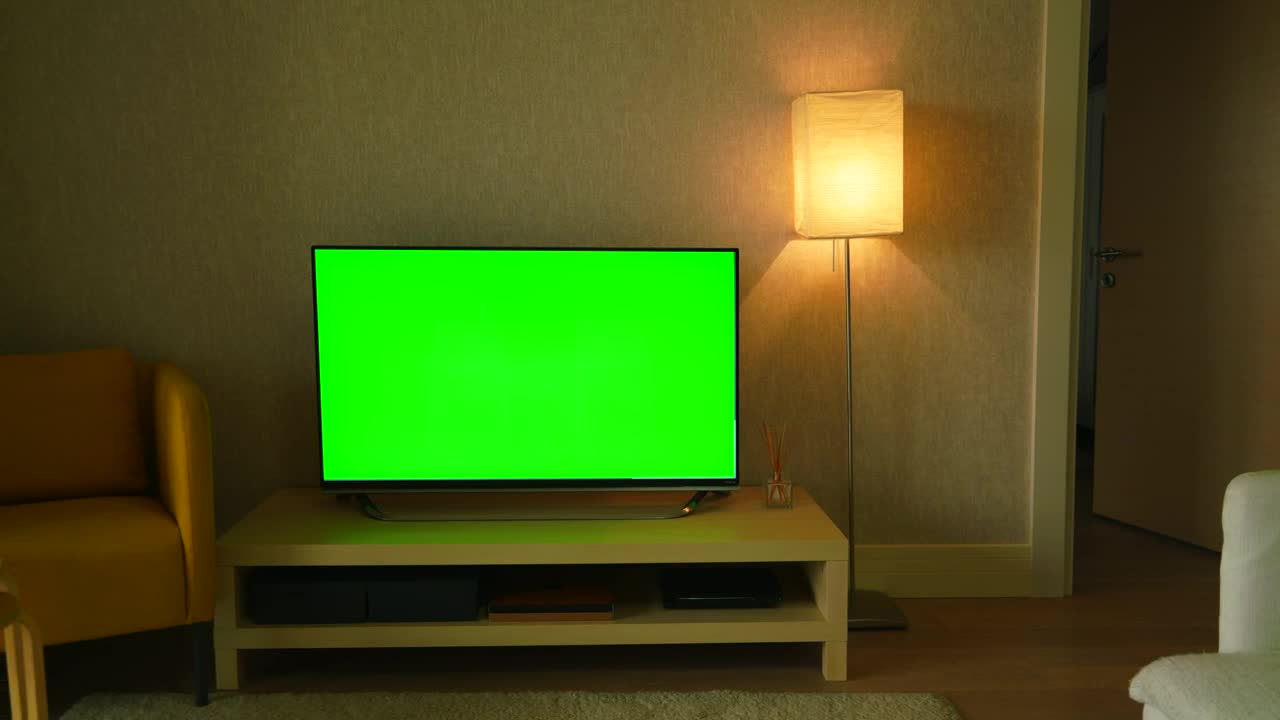 Green Screen Television preview