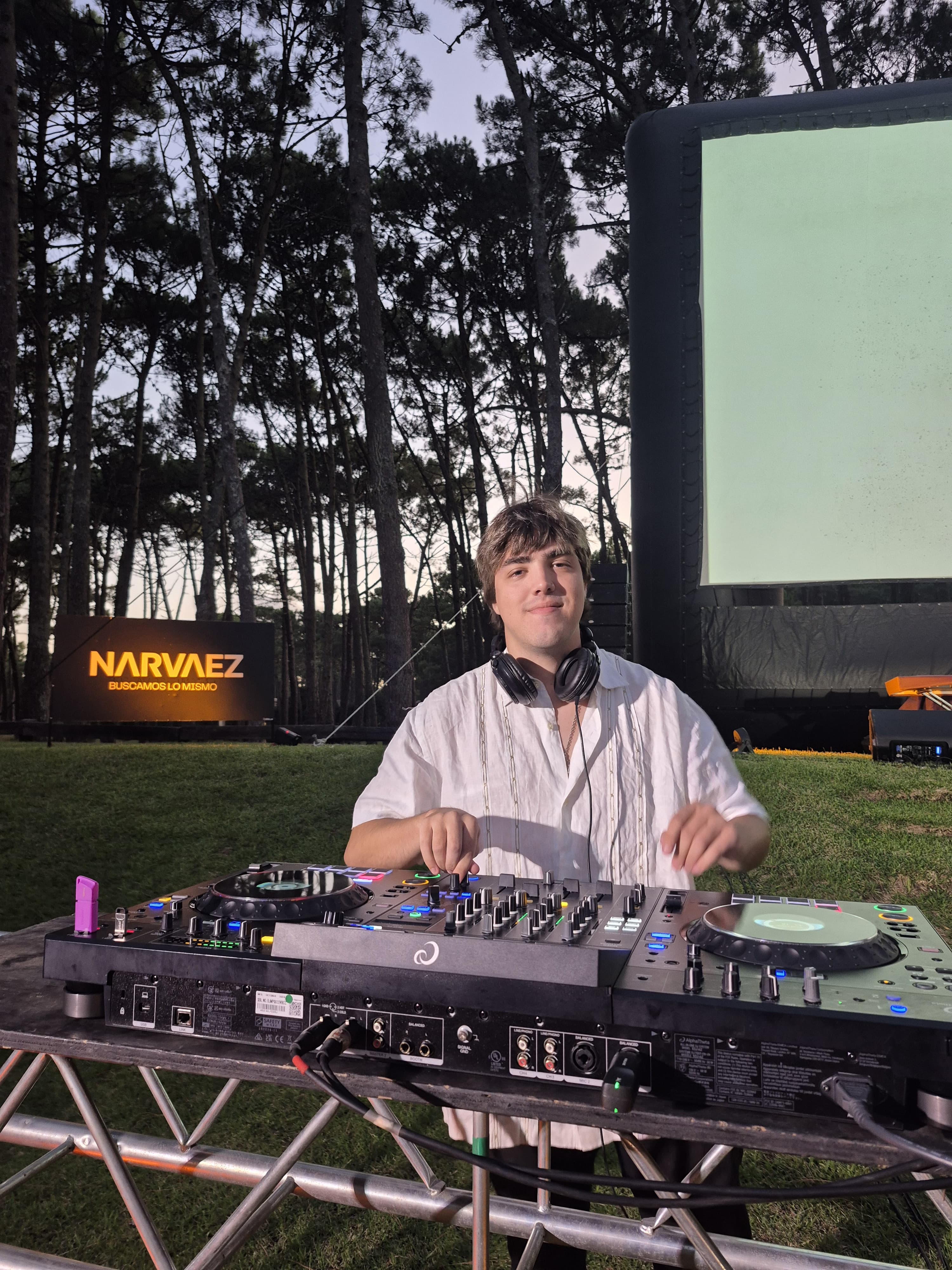 DJ Deck