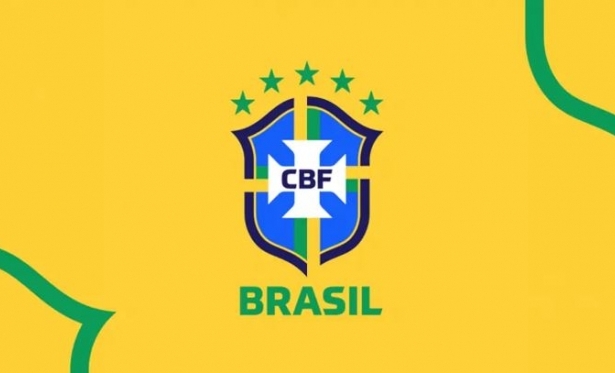 QUEM É O MAIOR JOGADOR DA SELEÇÃO BRASILEIRA NA HISTÓRIA?