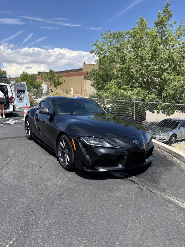 Car detailing service 2