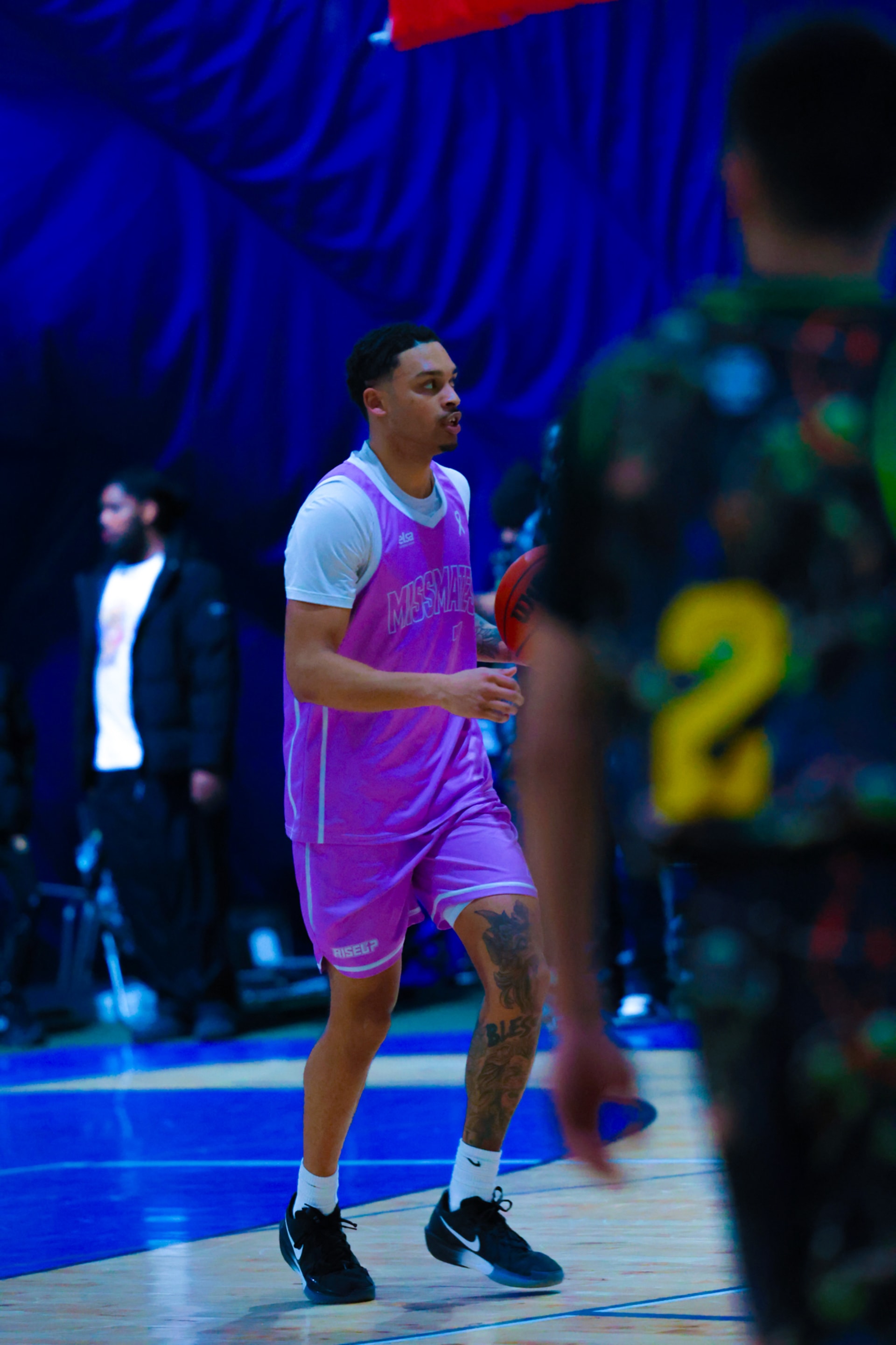 Missmates vs. RUN IT UP GREAT