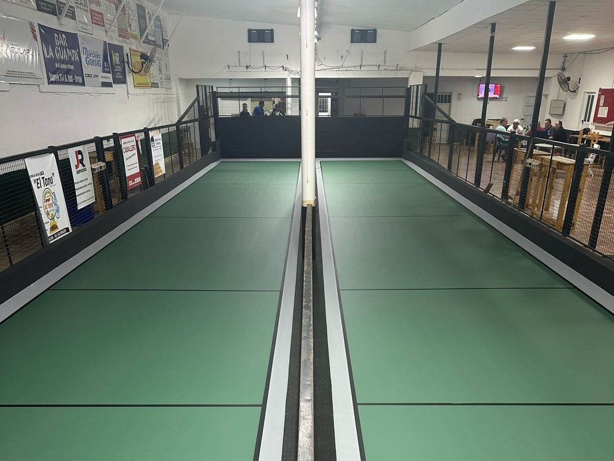 Las canchas del Centro Recreativo y Cultural ferroviario. 