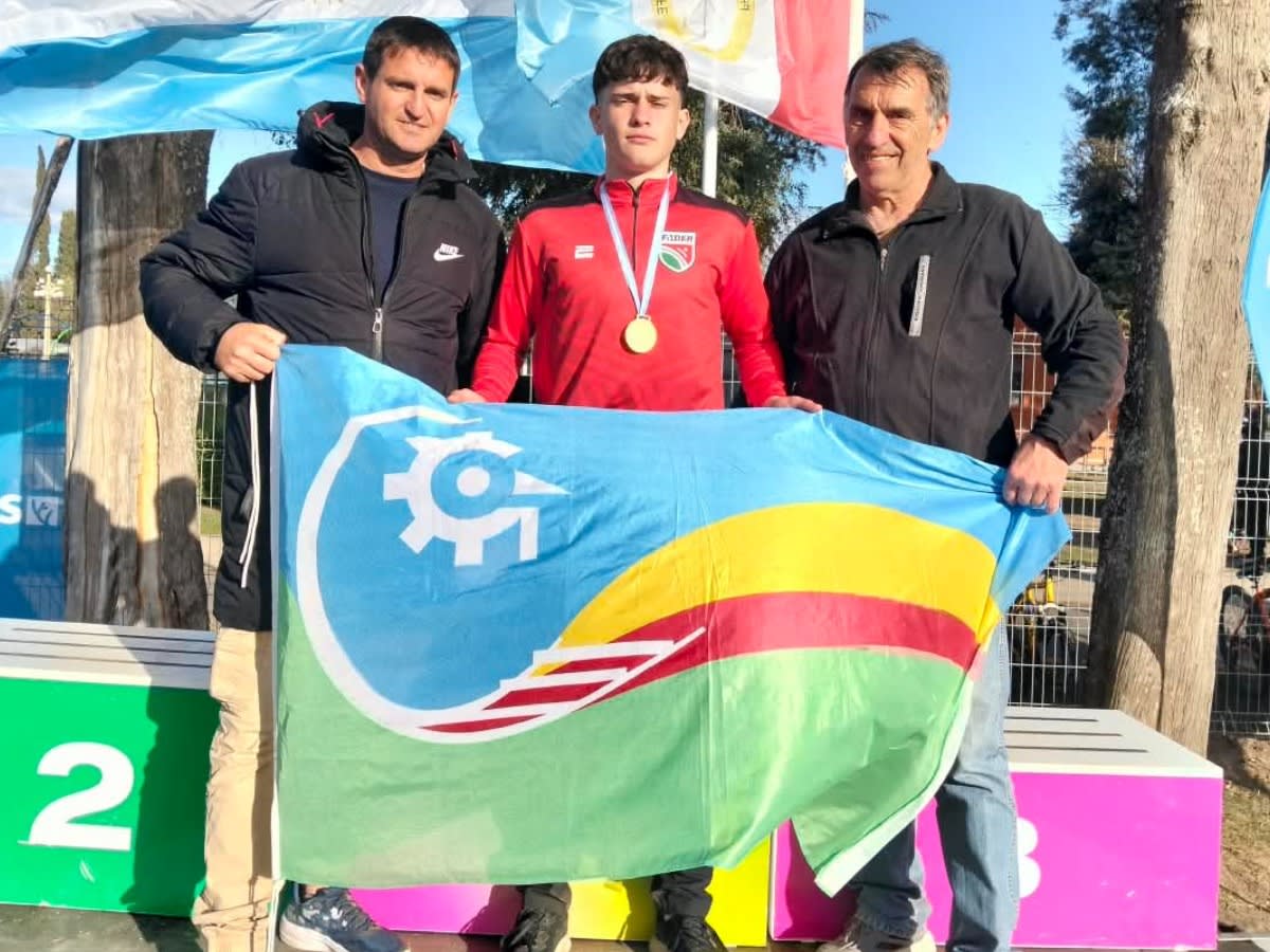 BERNAT CAMPEÓN ARGENTINO EN SALTO CON GARROCHA
