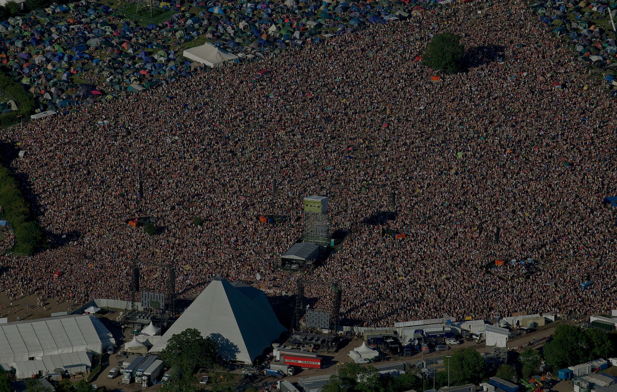 Glastonbury Festival 2024 Seventeen Ami Jackelyn