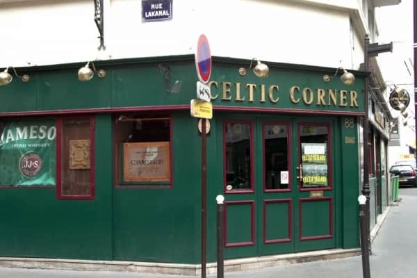 Bar Le Celtic Corner Paris [ 400 x 600 Pixel ]
