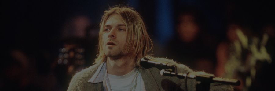 Malgré une bataille judiciaire familiale, la guitare acoustique de Kurt Cobain du culte MTV Unplugged est mise aux enchères (et déjà estimée à 1 million de dollars).