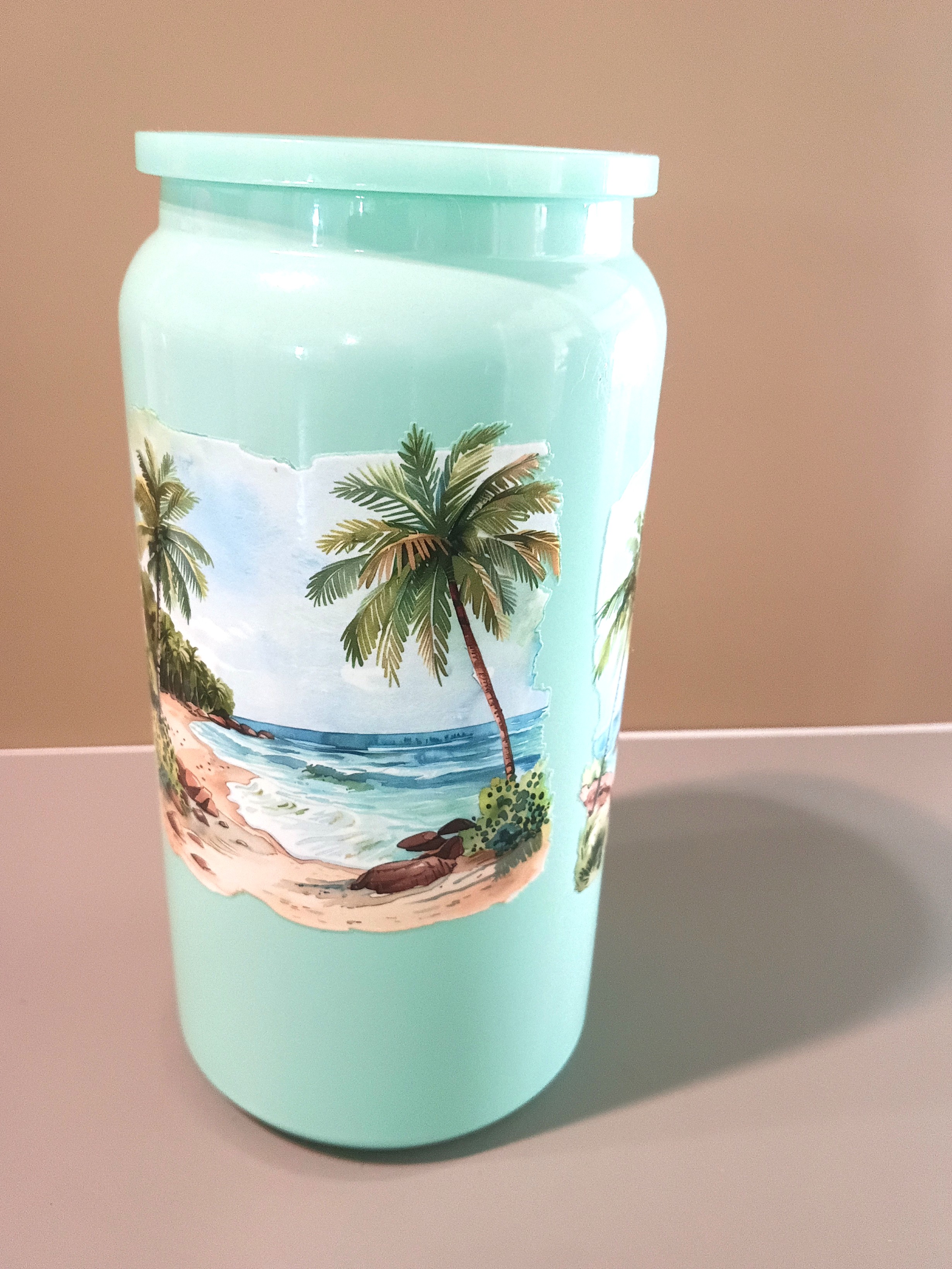 Tropical Green Globe Cup
