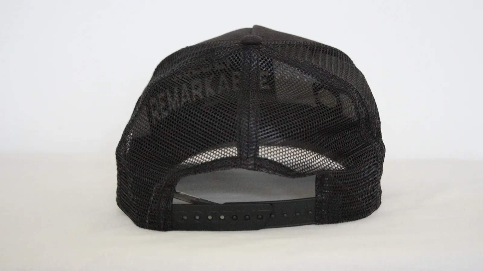 GOORIN BROS. REPRESENT EAGLE TRUCKER CAP VOID