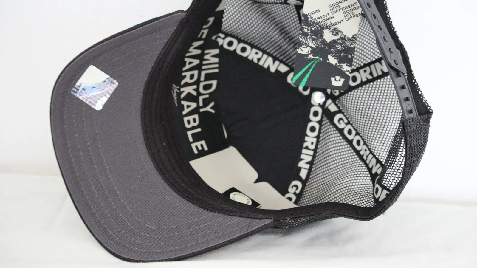 GOORIN BROS. REPRESENT EAGLE TRUCKER CAP VOID