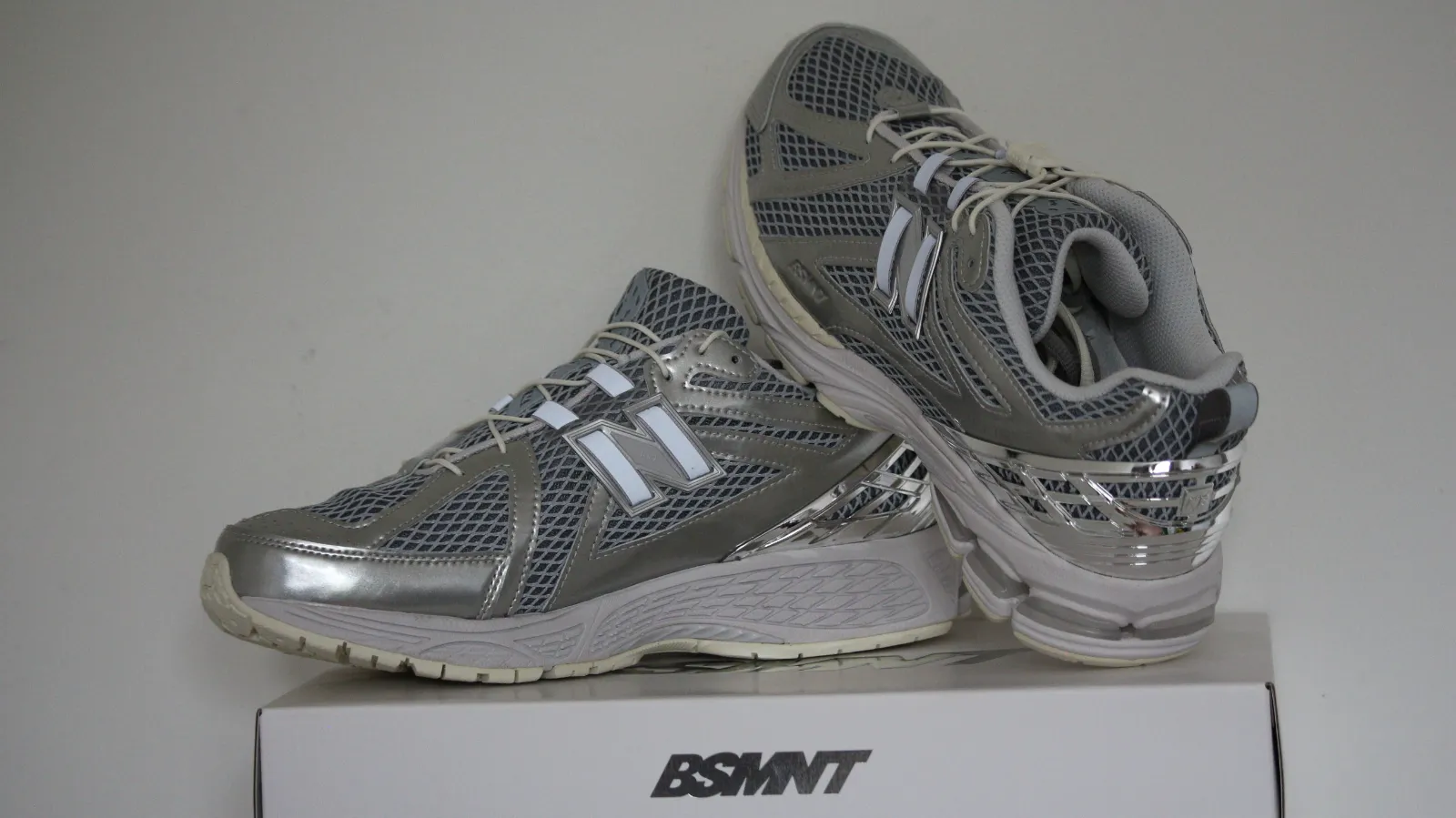 NEW BALANCE 1906R THE BASE DAY CHROME
