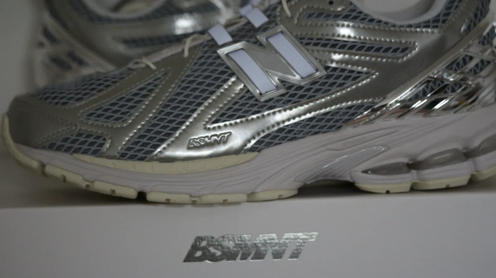 NEW BALANCE 1906R THE BASE DAY CHROME