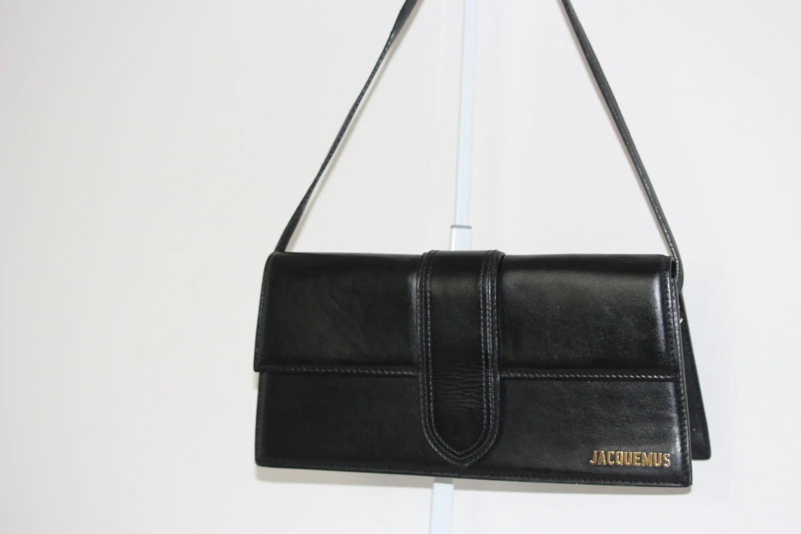 JACQUEMUS LE GRAND BAMBINO LEATHER HANDBAG