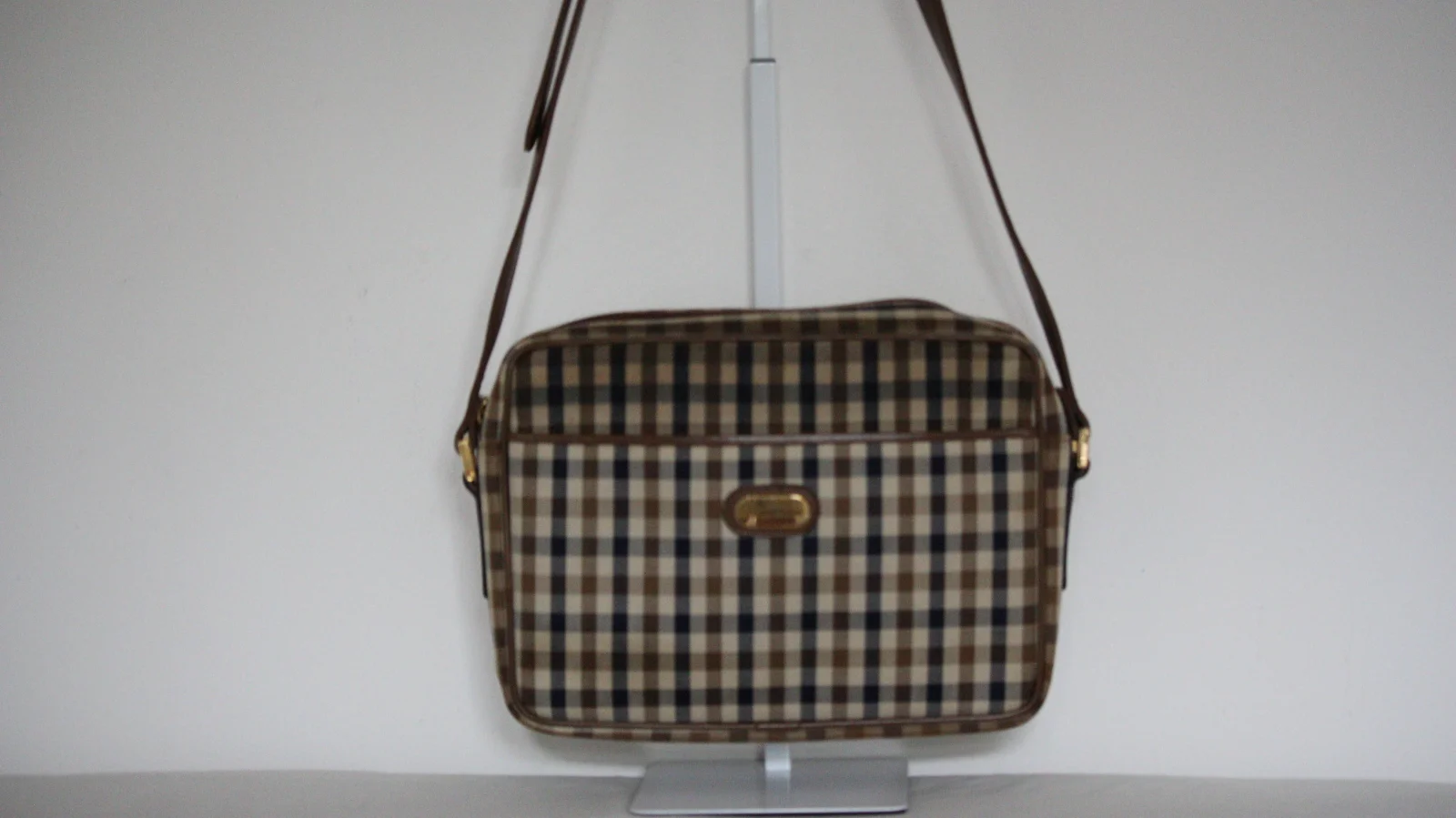 AQUASCUTUM CROSSBODY BAG