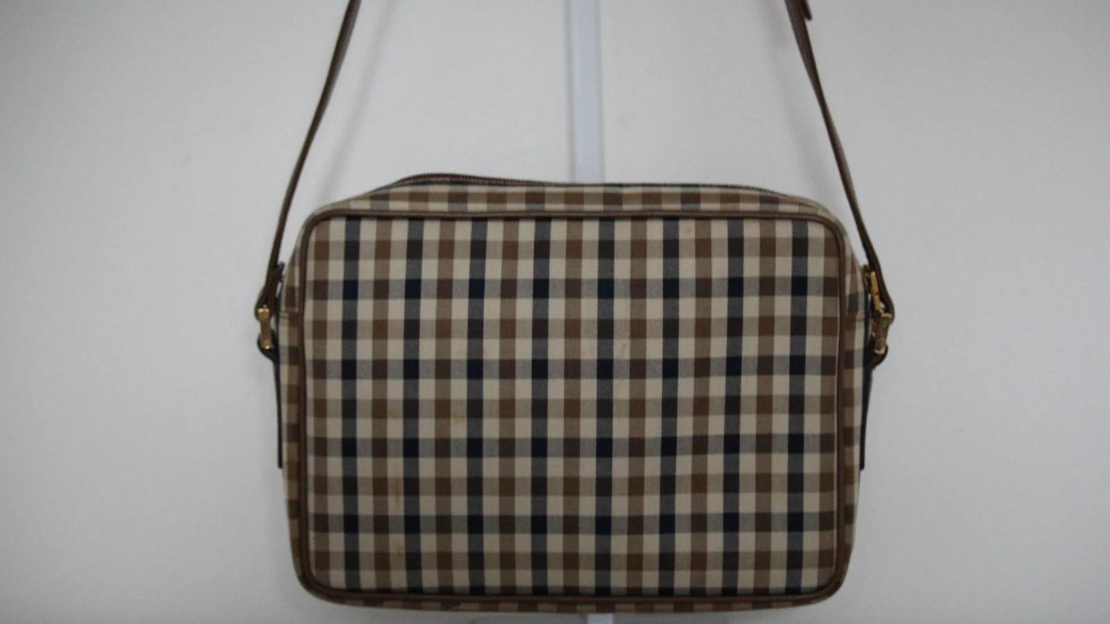 AQUASCUTUM CROSSBODY BAG