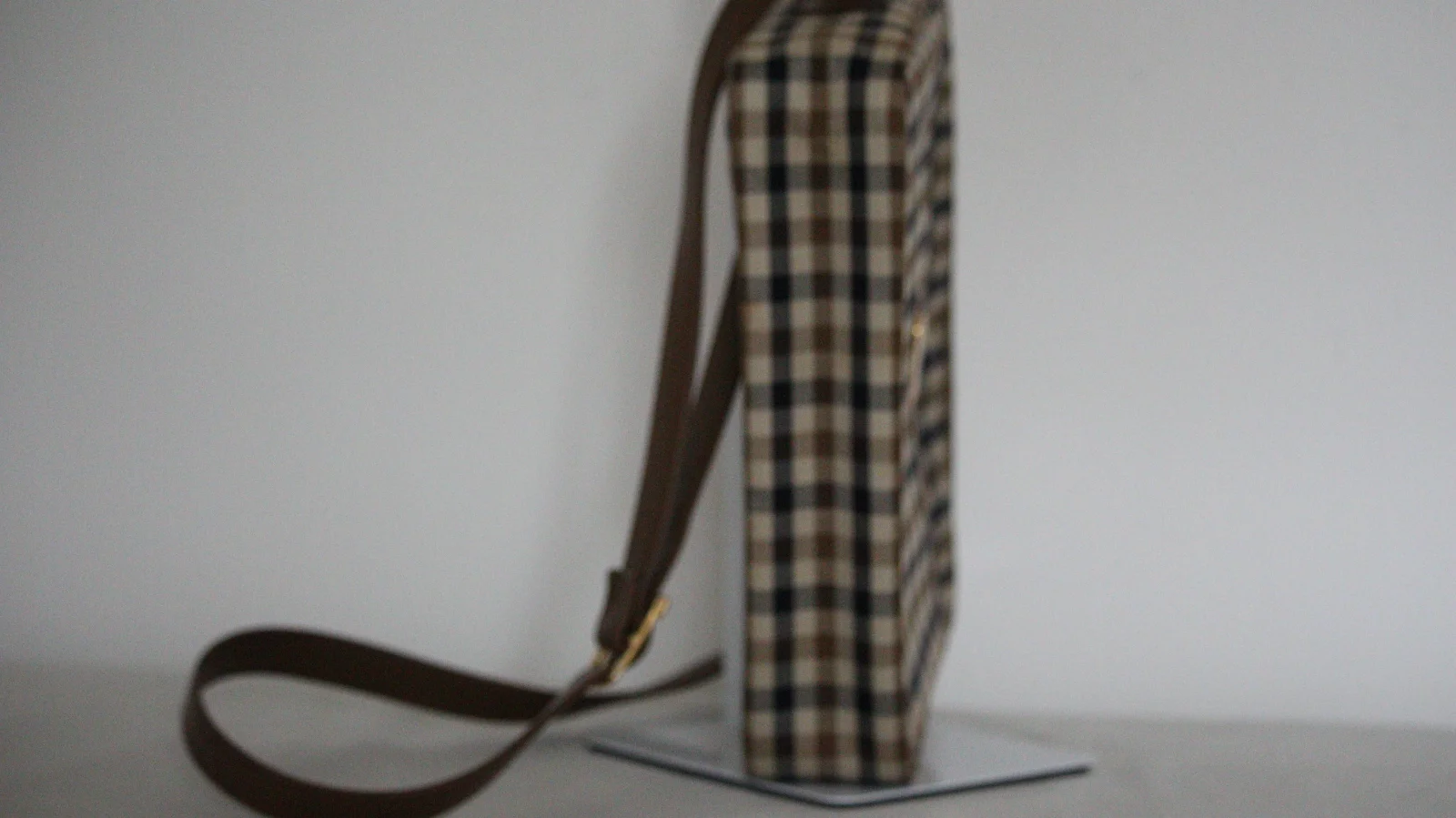 AQUASCUTUM CROSSBODY BAG