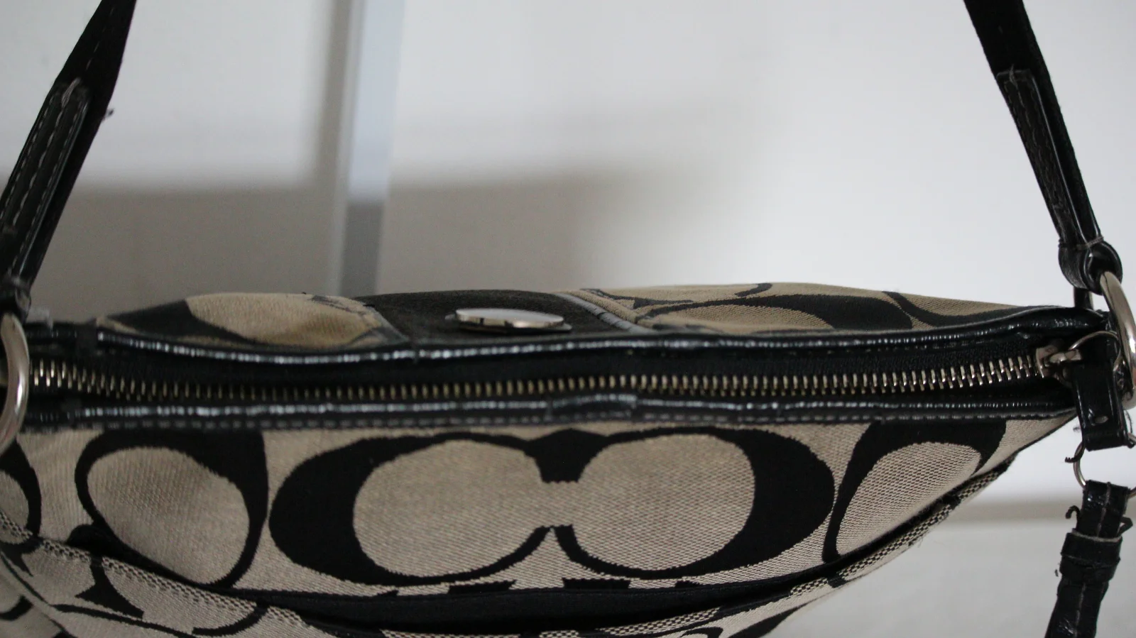 COACH SIGNATURE C CROSSBODY BAG