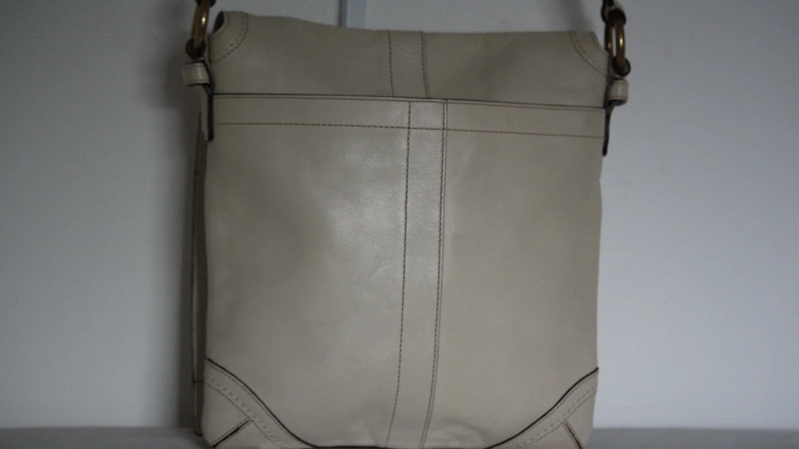 COACH SLING BAG