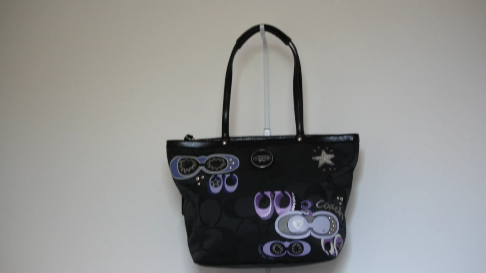 COACH DAISY POP OPTIC GRAFFITI APPLIQUE TOTE