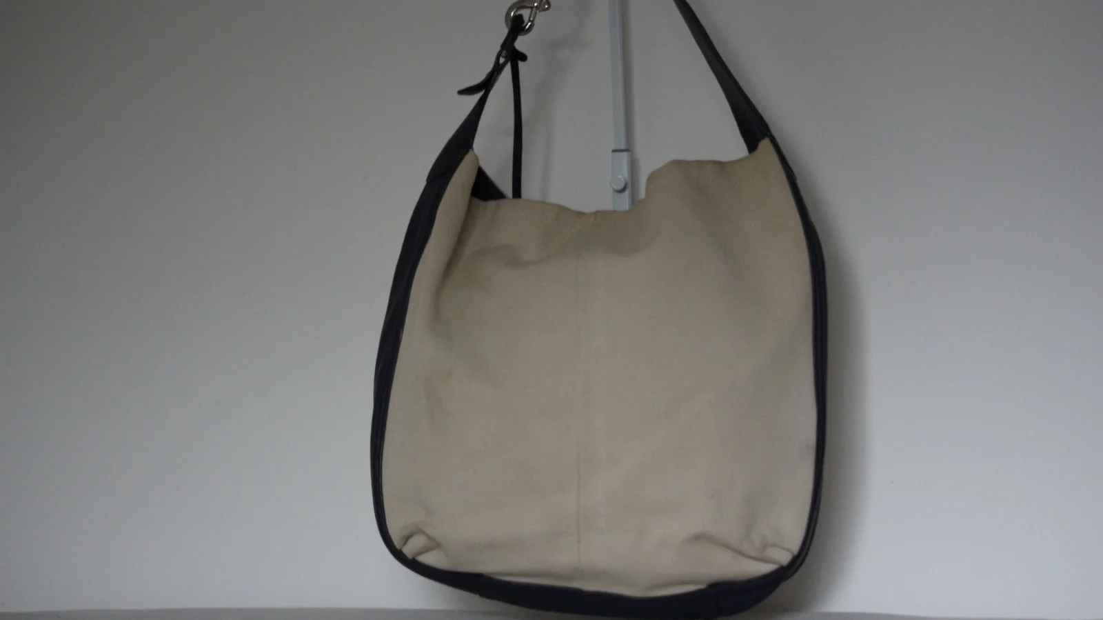 COACH AVERY HOBO SHOULDER BAG