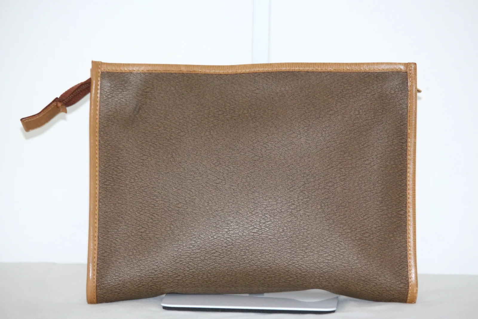 LANCEL VINTAGE LEATHER CLUTCH BAG