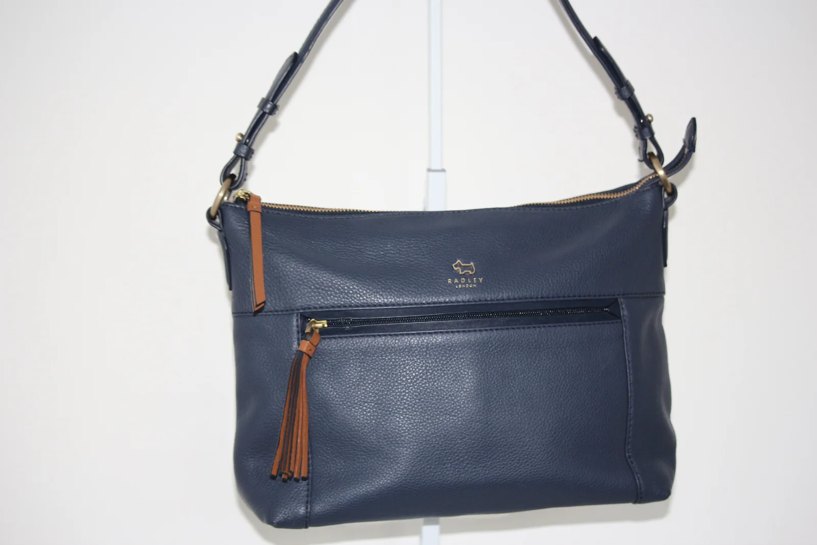 RADLEY LEATHER SHOULDER BAG