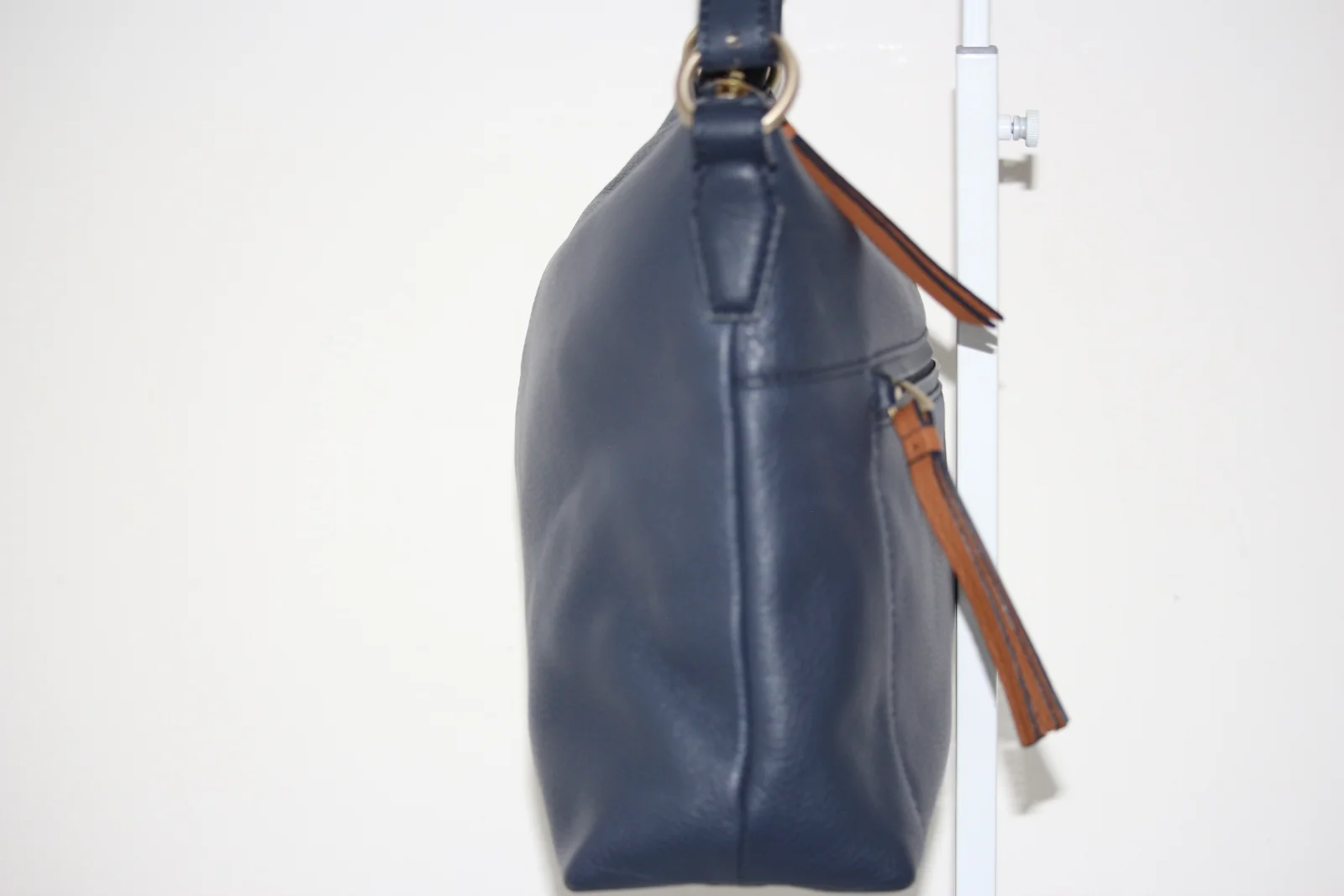 RADLEY LEATHER SHOULDER BAG