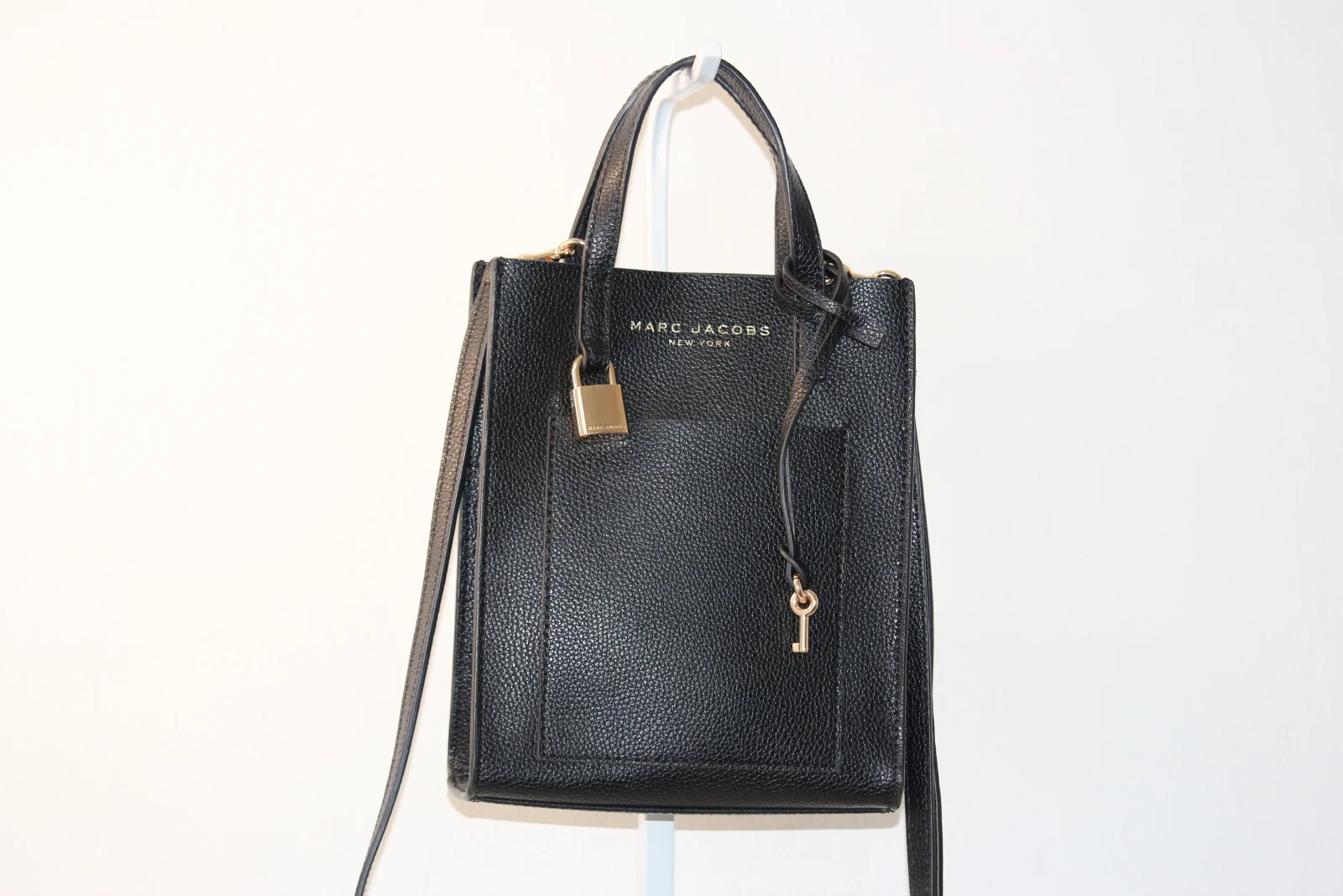 MARC JACOBS MICRO LEATHER 2-WAY TOTE BAG