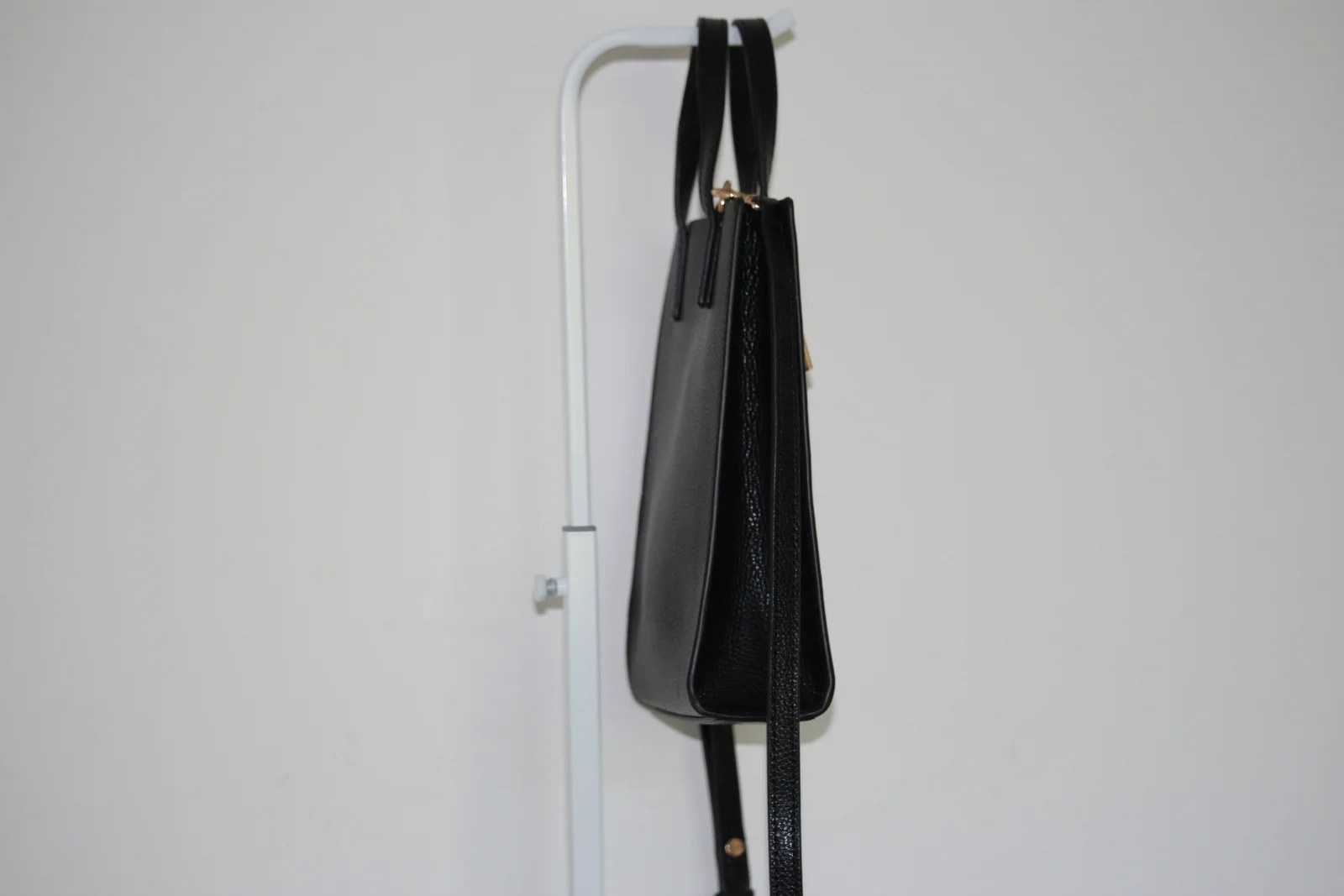 MARC JACOBS MICRO LEATHER 2-WAY TOTE BAG
