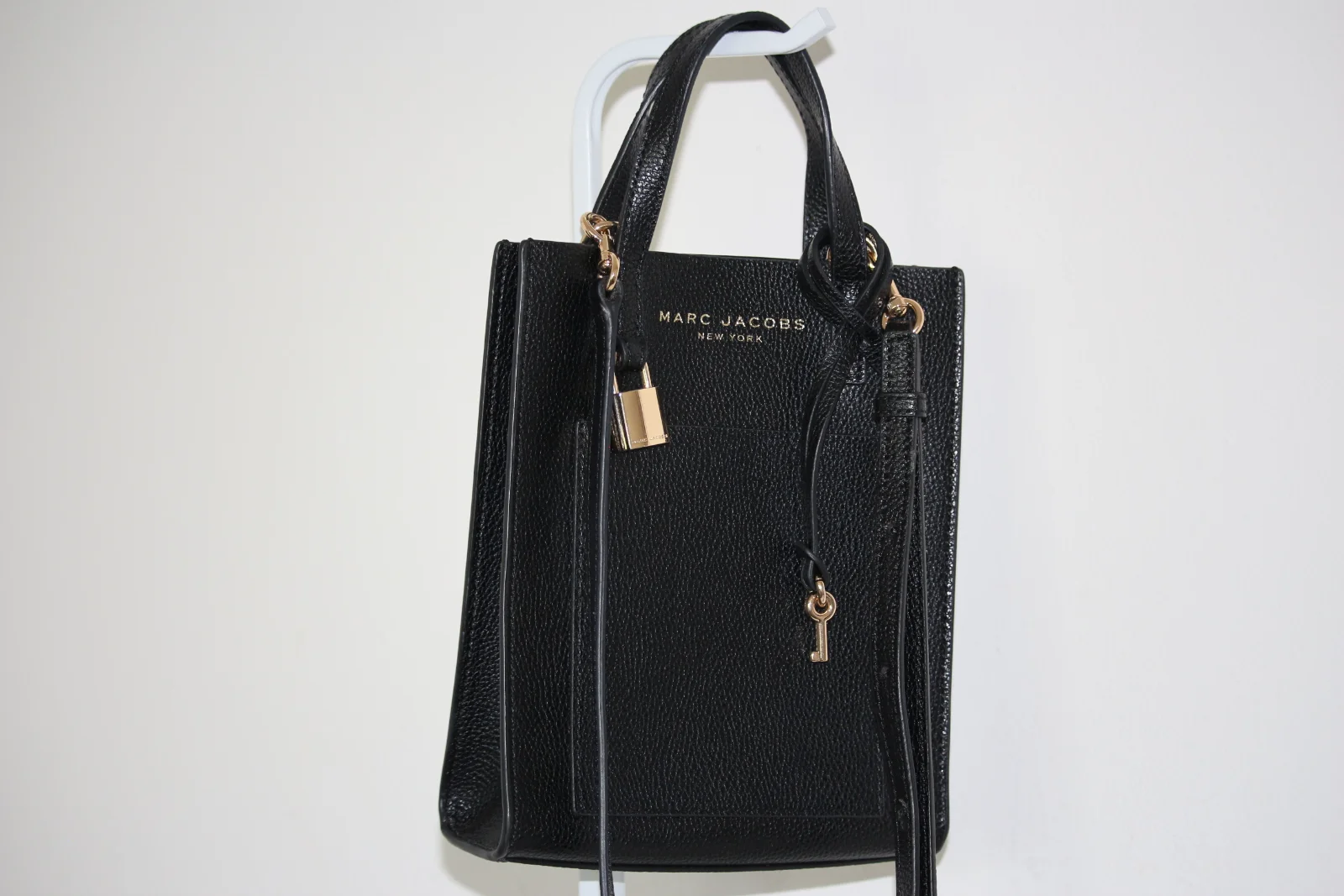 MARC JACOBS MICRO LEATHER 2-WAY TOTE BAG