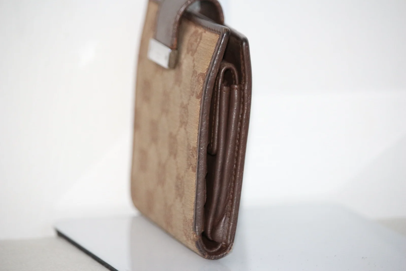 GUCCI GG MONOGRAM CANVAS BIFOLD WALLET