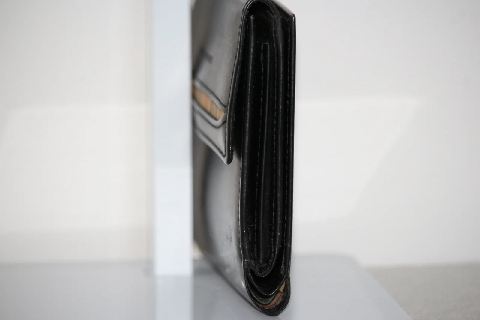 BURBERRY VINTAGE MEN'S WALLET NOVA CHECK